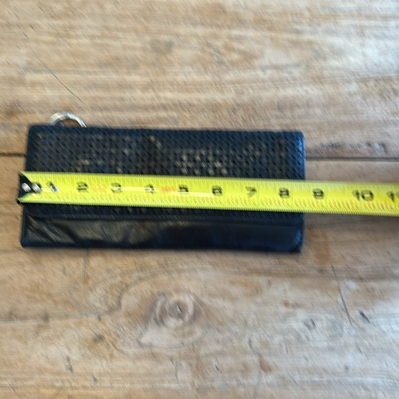 HOBO Black Leather Large Wallet with Keychain – Good Condition - Picture 7 of 11